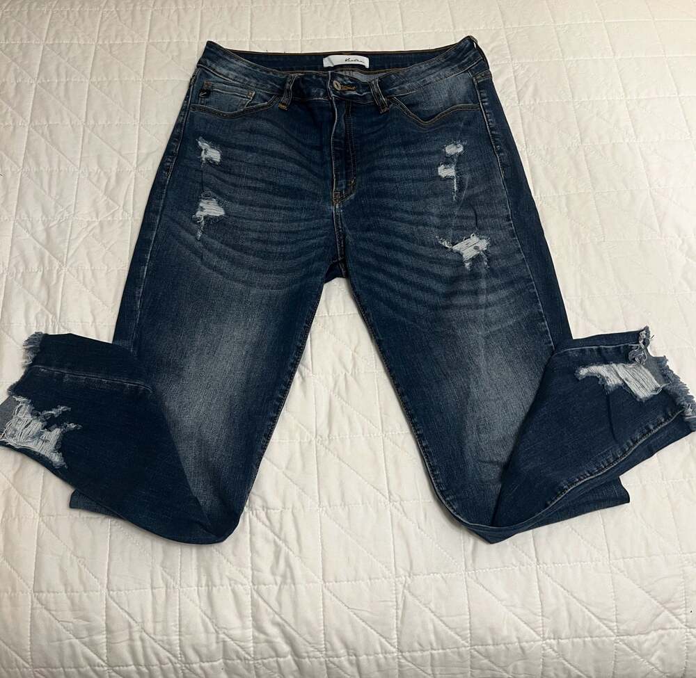 KanCan Mid Rise Distressed Skinny Jeans SP1231-8 Size 31